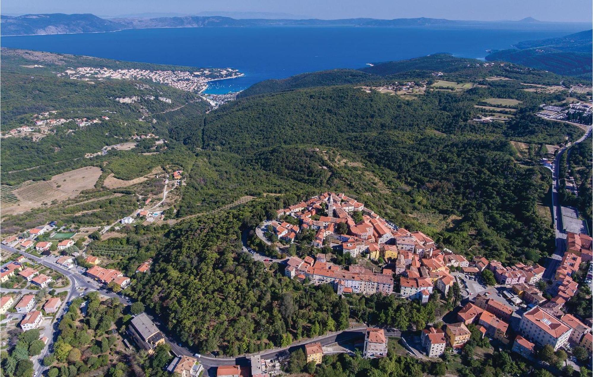 Gorgeous Apartment In Labin With Wifi Eksteriør billede